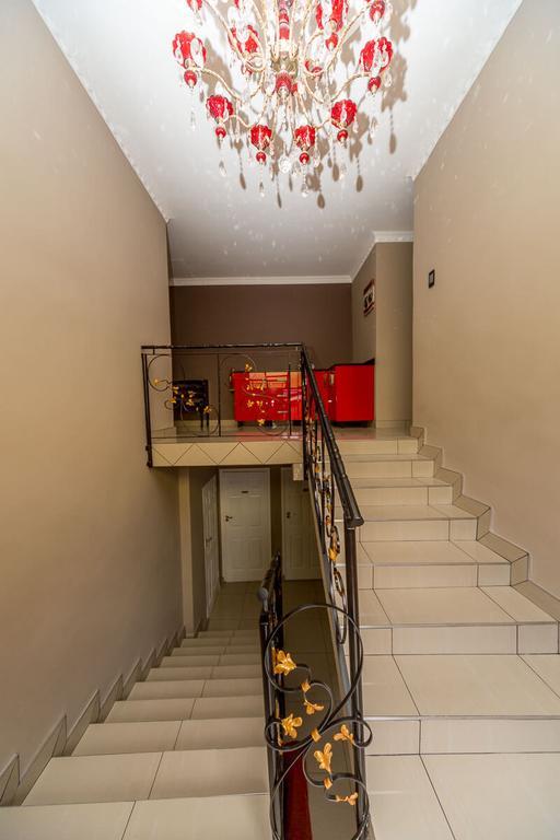 The Musafer Travel Lodge Pietermaritzburg Esterno foto