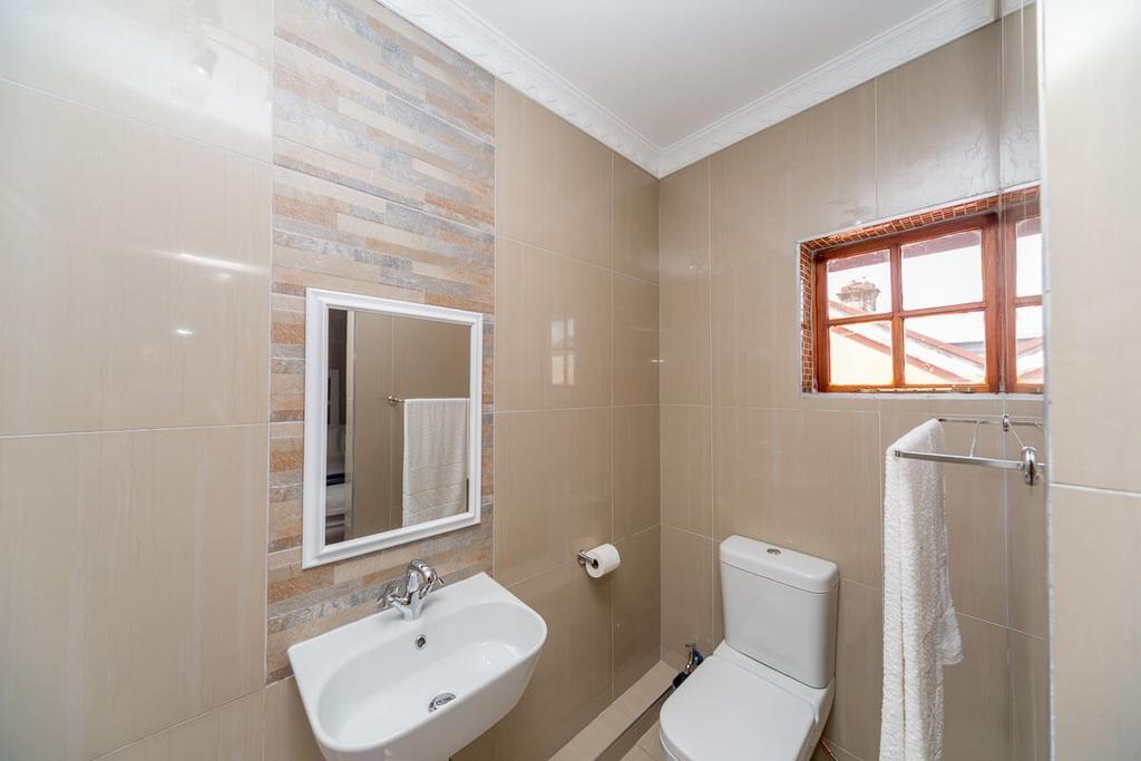 The Musafer Travel Lodge Pietermaritzburg Esterno foto