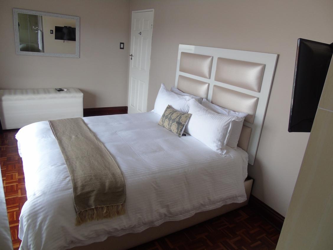 The Musafer Travel Lodge Pietermaritzburg Esterno foto