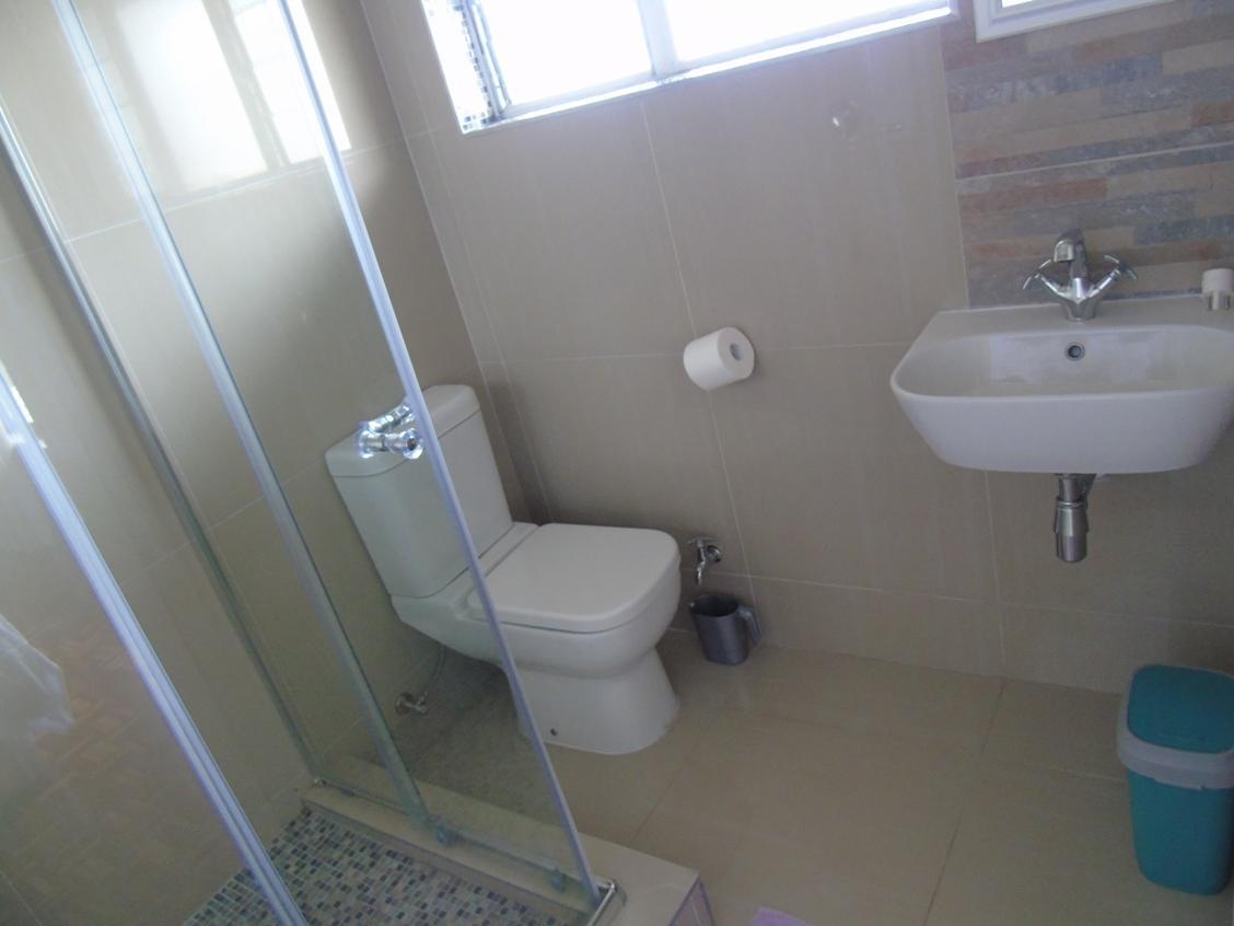 The Musafer Travel Lodge Pietermaritzburg Esterno foto